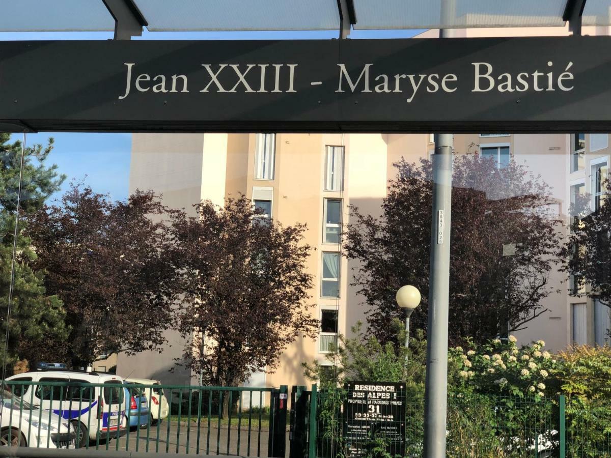 Ferienwohnung Woézon Na Mi Lyon Exterior foto