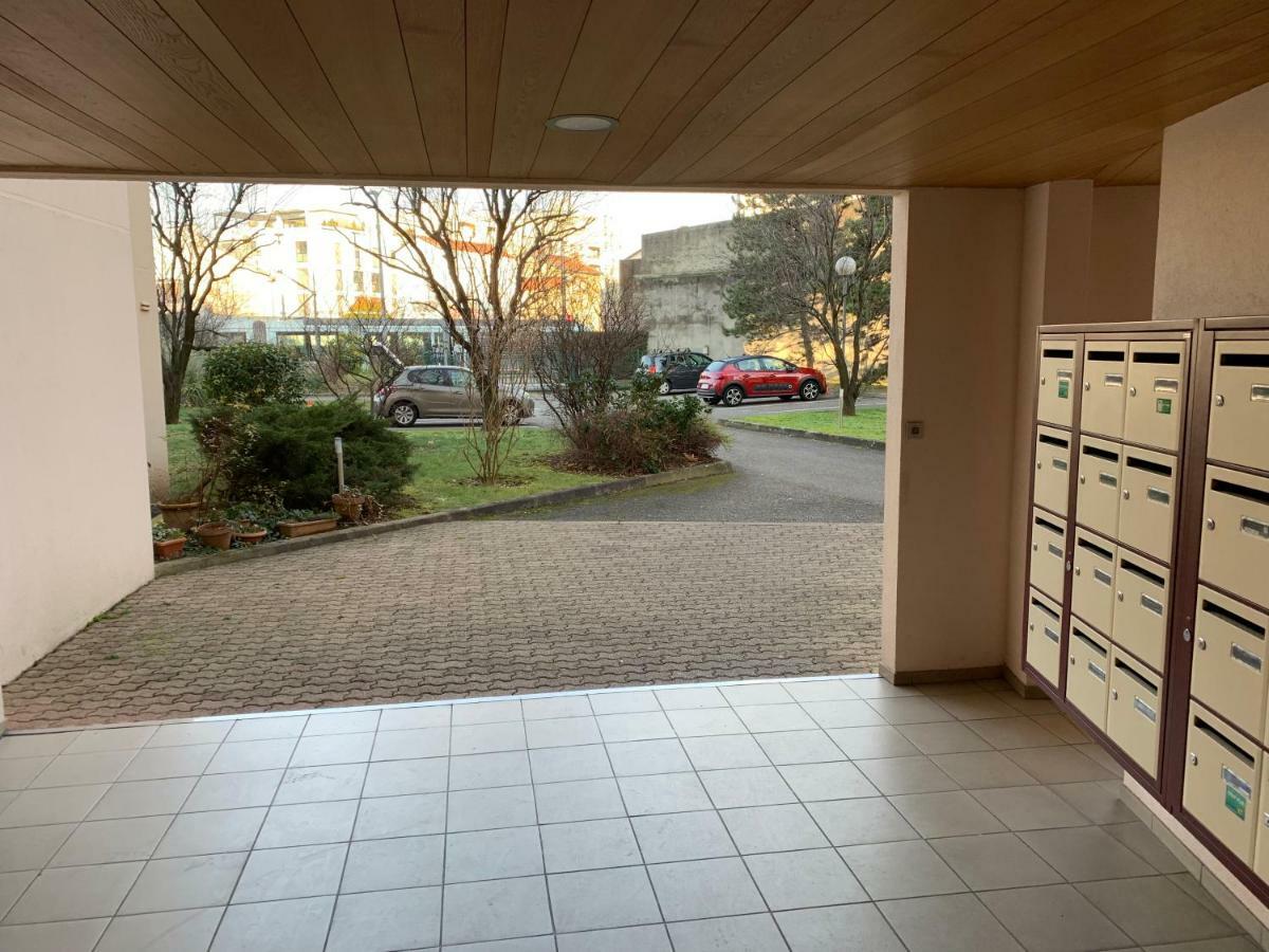 Ferienwohnung Woézon Na Mi Lyon Exterior foto